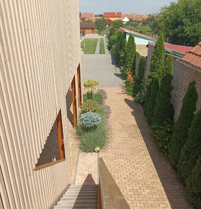 Penzion Venkovský Dvůr-1